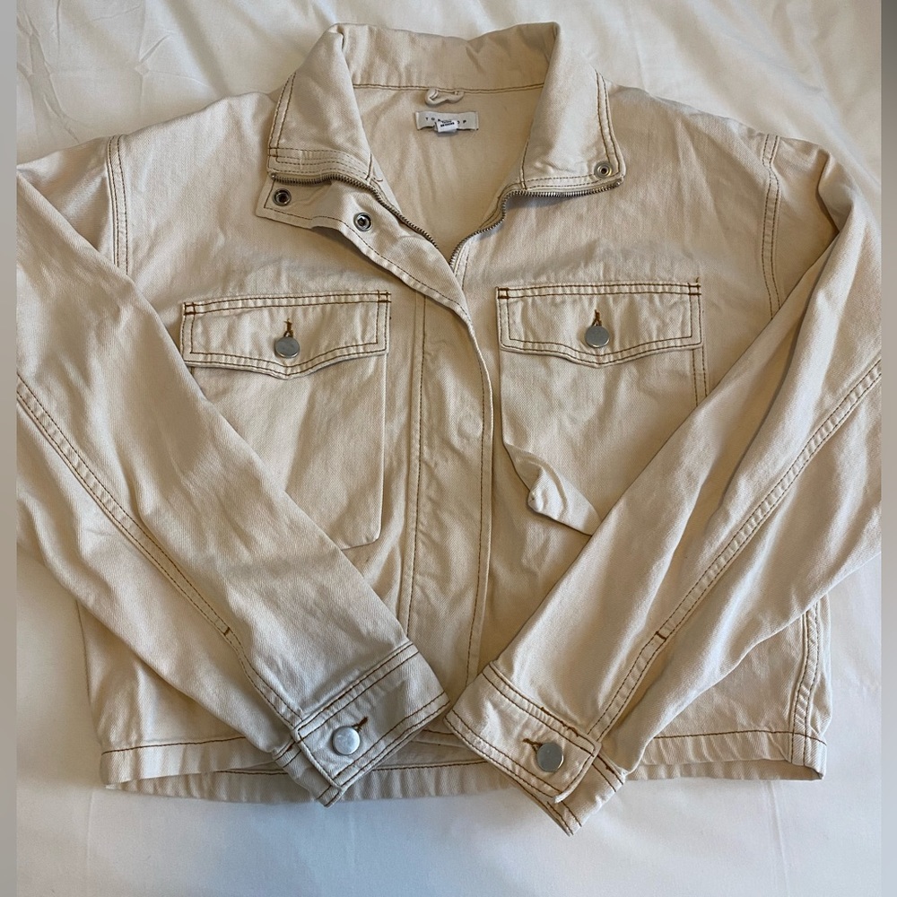 TOPSHOP JEAN JACKET
